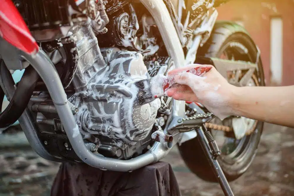 Cuci Motor Jati Bening: Bersihkan Motor, Hidupkan Semangat di Cilacap